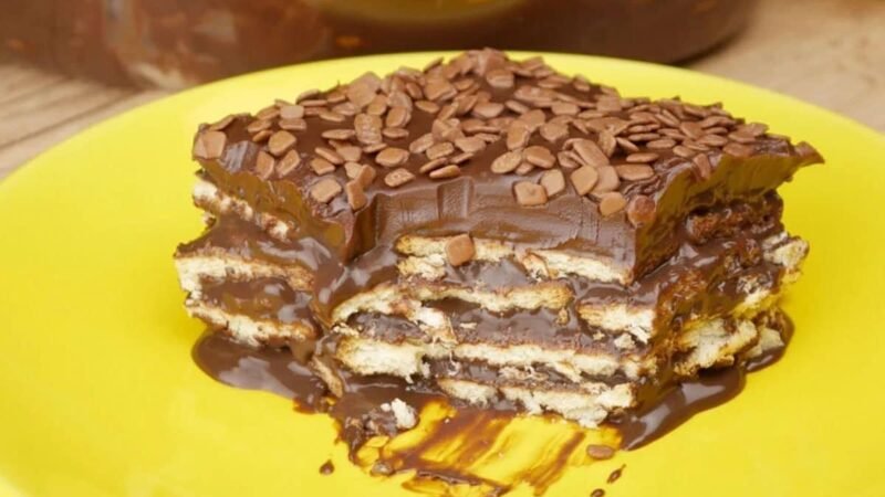 Receita de Pavê Clássico de Chocolate para Ceia de natal e Ano Novo 4.9 (48)