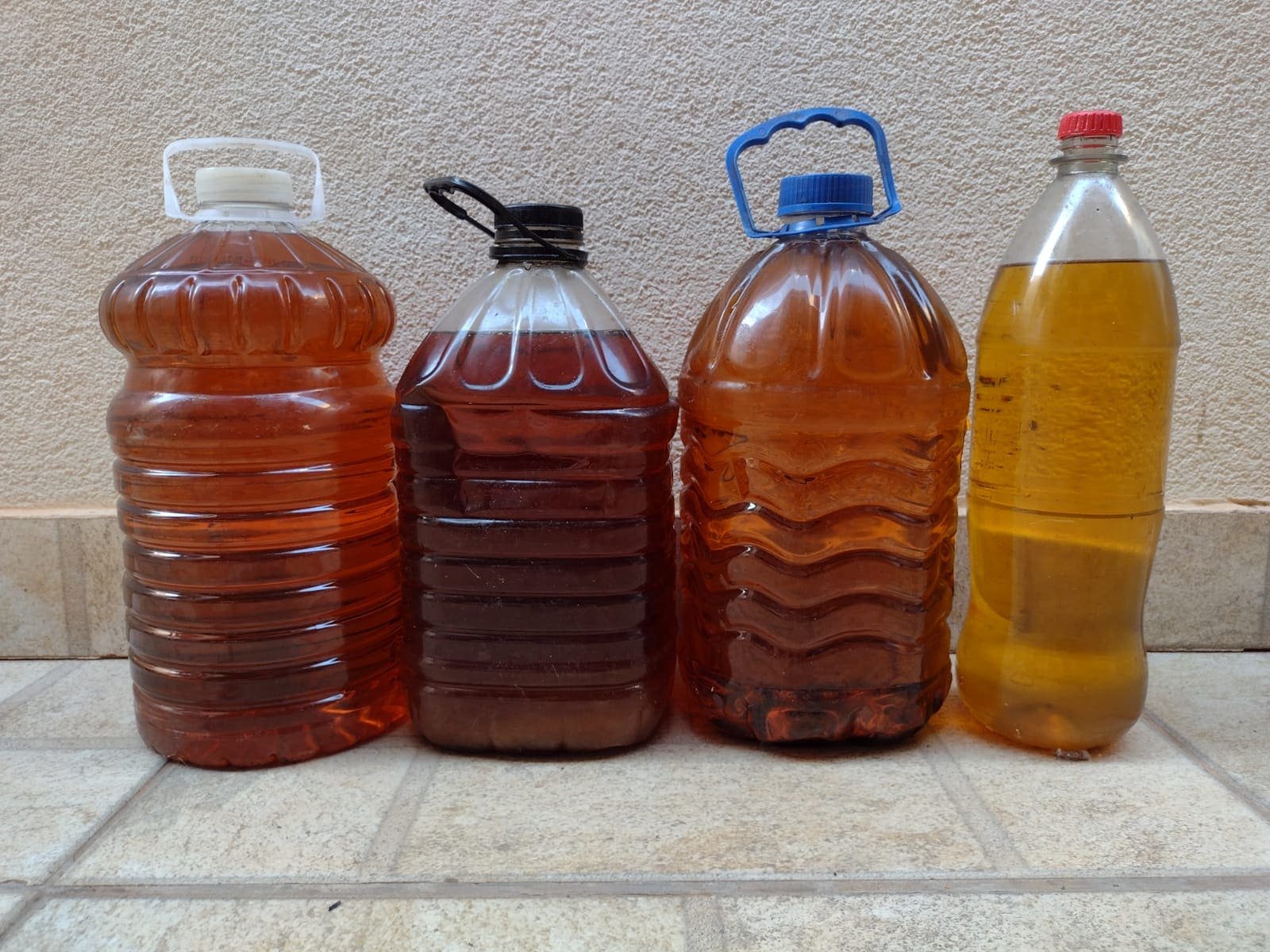 Sabão caseiro feito com 5 litros de óleo