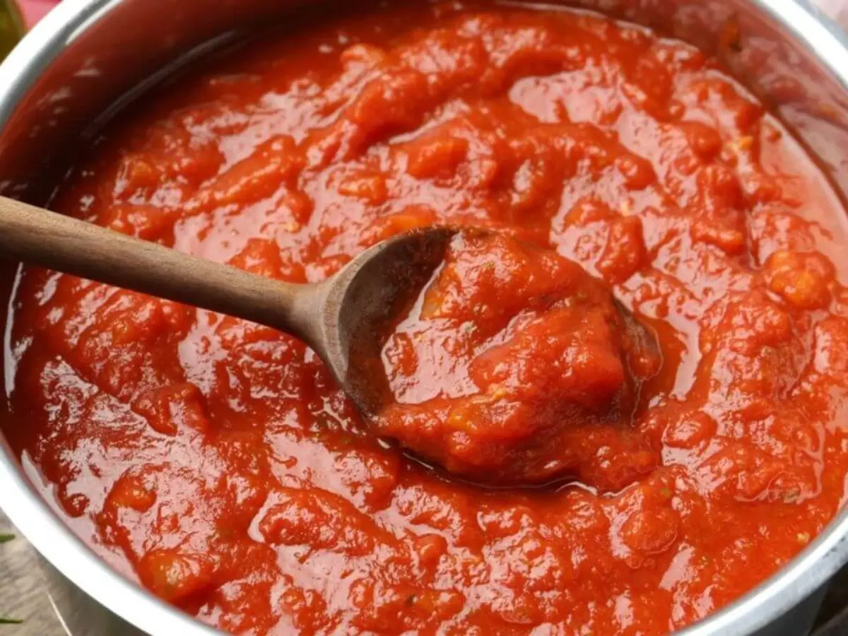 Extrato de Tomate Caseiro concentrado e sem conservantes