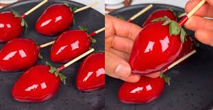 Morango do Amor com calda de vidro perfeito