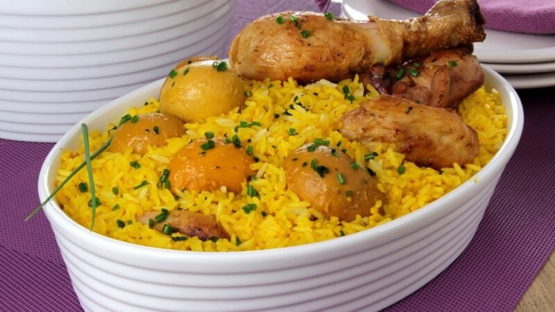 Arroz com pequi e Frango (Comida do Cerrado brasileiro) 4.8 (98)