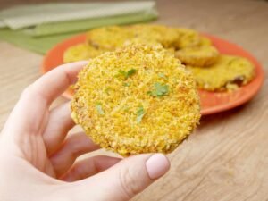 berinjela-empanada-de-farinha-de-trigo-sem-ovo-vegana