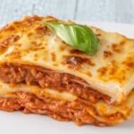 Lasanha de Carne Moída para o Dia das Mães Simples e Cremosa